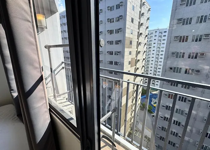1469 Shore 2 Residences Near Airport, Moa By Prime Moa * Manila